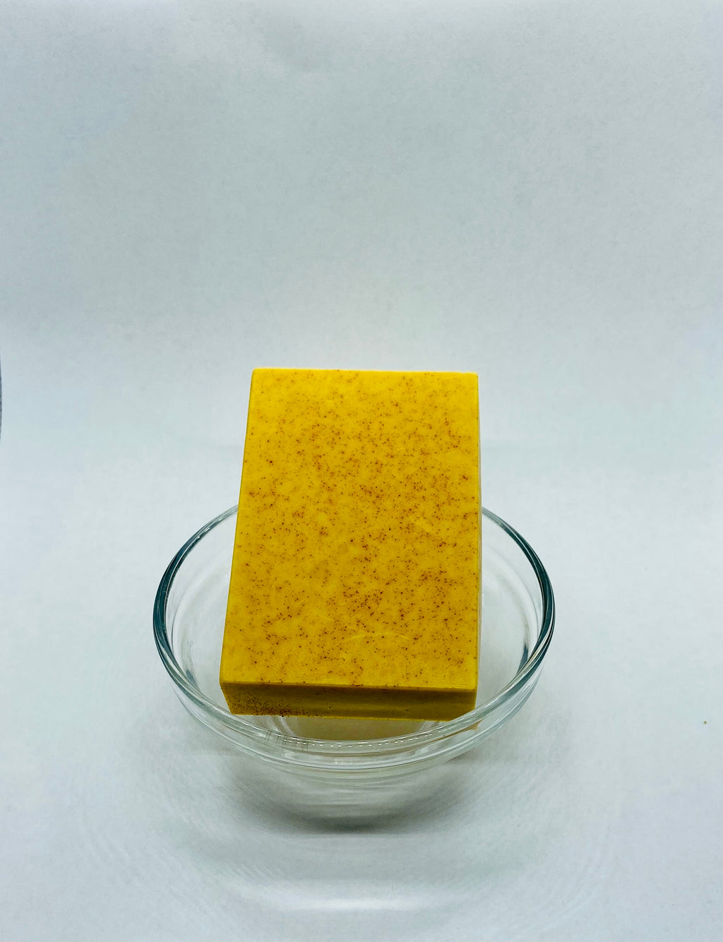 Our Turmeric Milk Body Bar has anti-inflammatory, antibacterial and healing benefits due to its high concentrations of fatty acids and vitamins. Turmeric can work wonders on the skin including redness and blemish reduction and calming rosacea and eczema skin conditions. Turmeric is great for acne due to its natural antiseptic properties that help keep bacteria from spreading. 